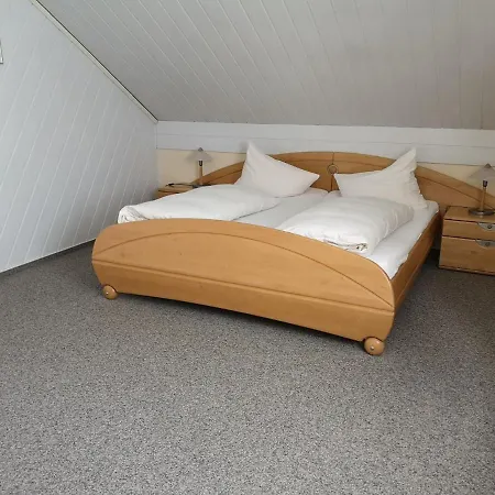 Marcus Guest house *